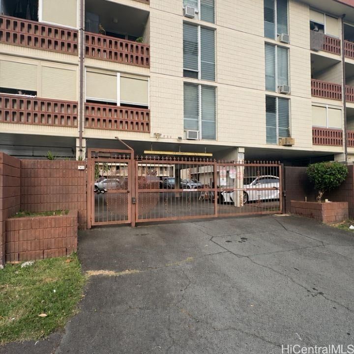 Olu Hale Kanoa Unit 206 in PALAMA