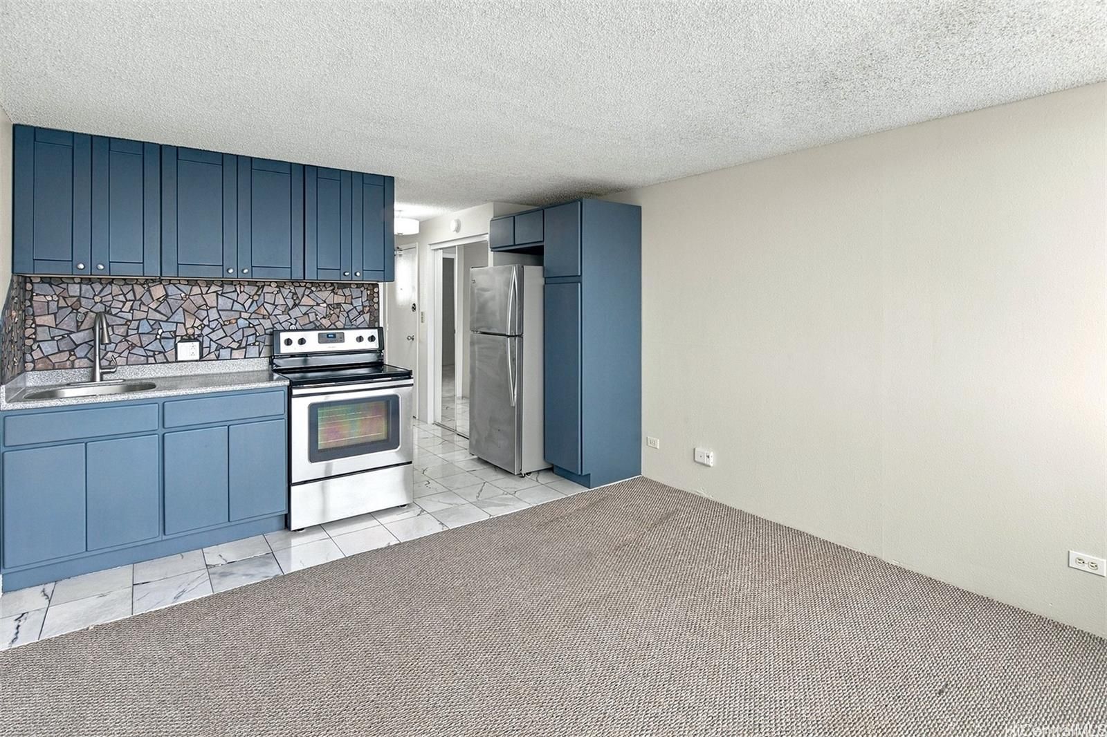 Aloha Lani Unit 1507 in WAIKIKI