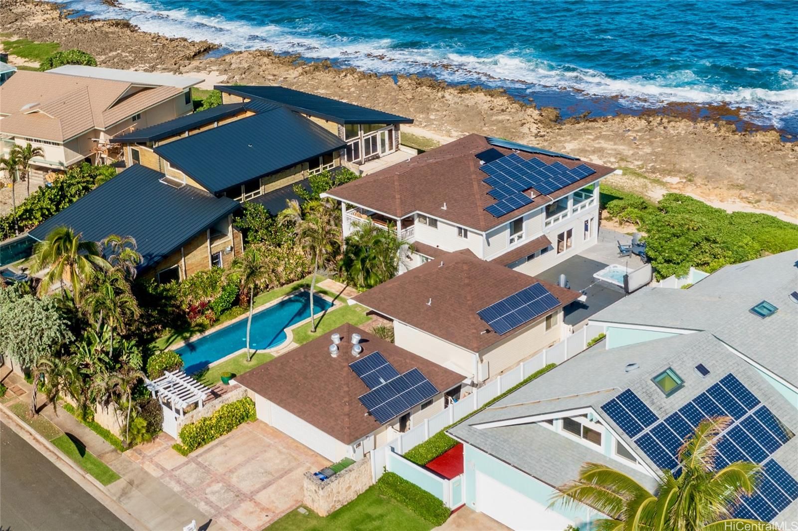584 Kaimalino St , Kailua, HI, 96734 in KAIMALINO