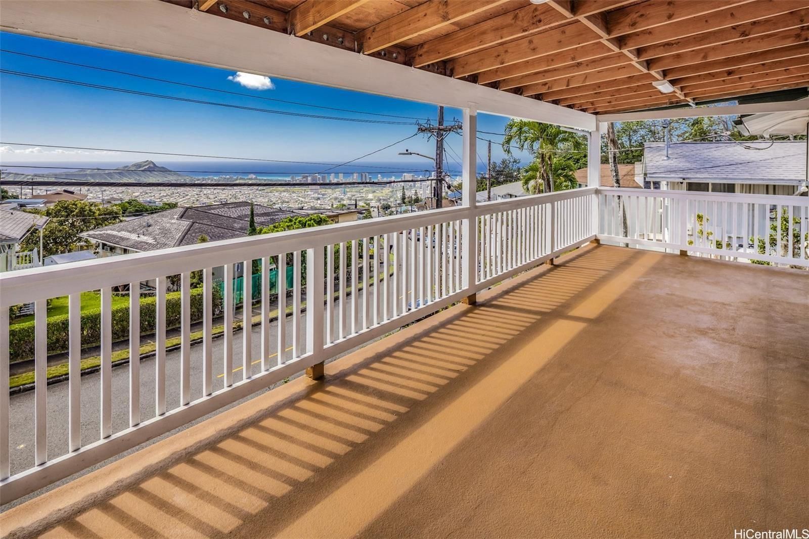 1952 Bertram St , Honolulu, HI, 96816 in ST. LOUIS