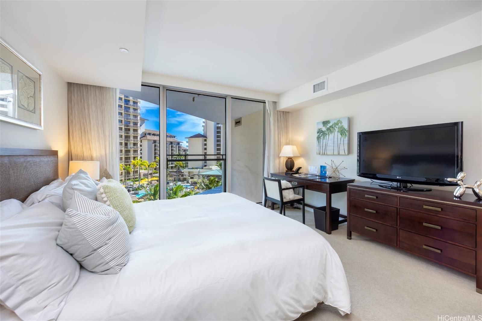 Ka Lai Unit 810 in WAIKIKI