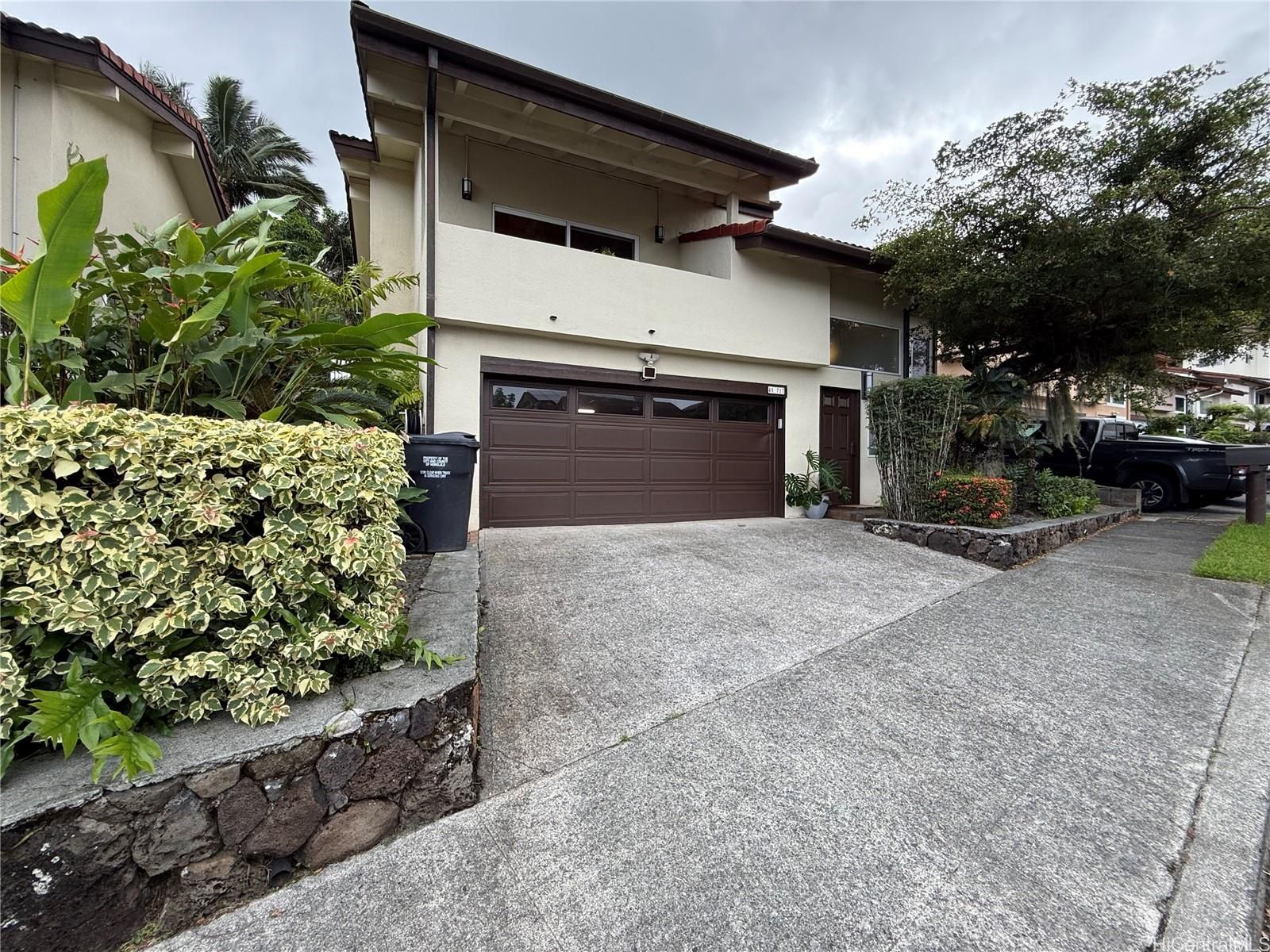 45-717 Paepuu St , Kaneohe, HI, 96744 in CASTLE HILL