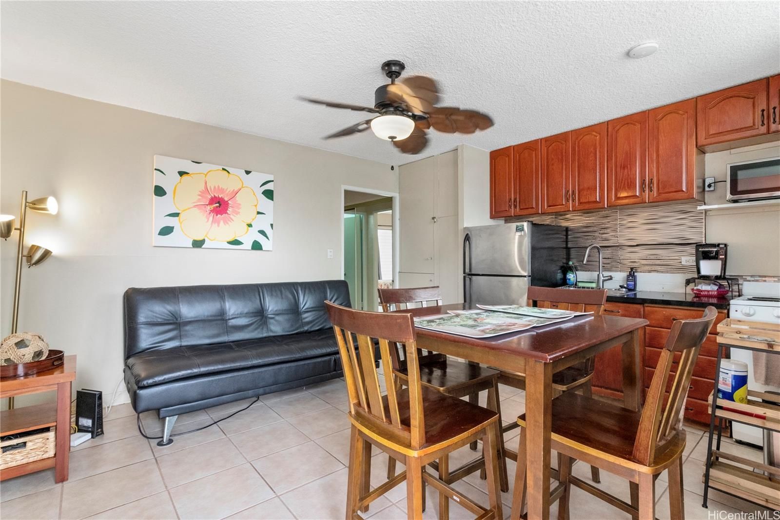 Hawaiian Crown Unit 702 in WAIKIKI