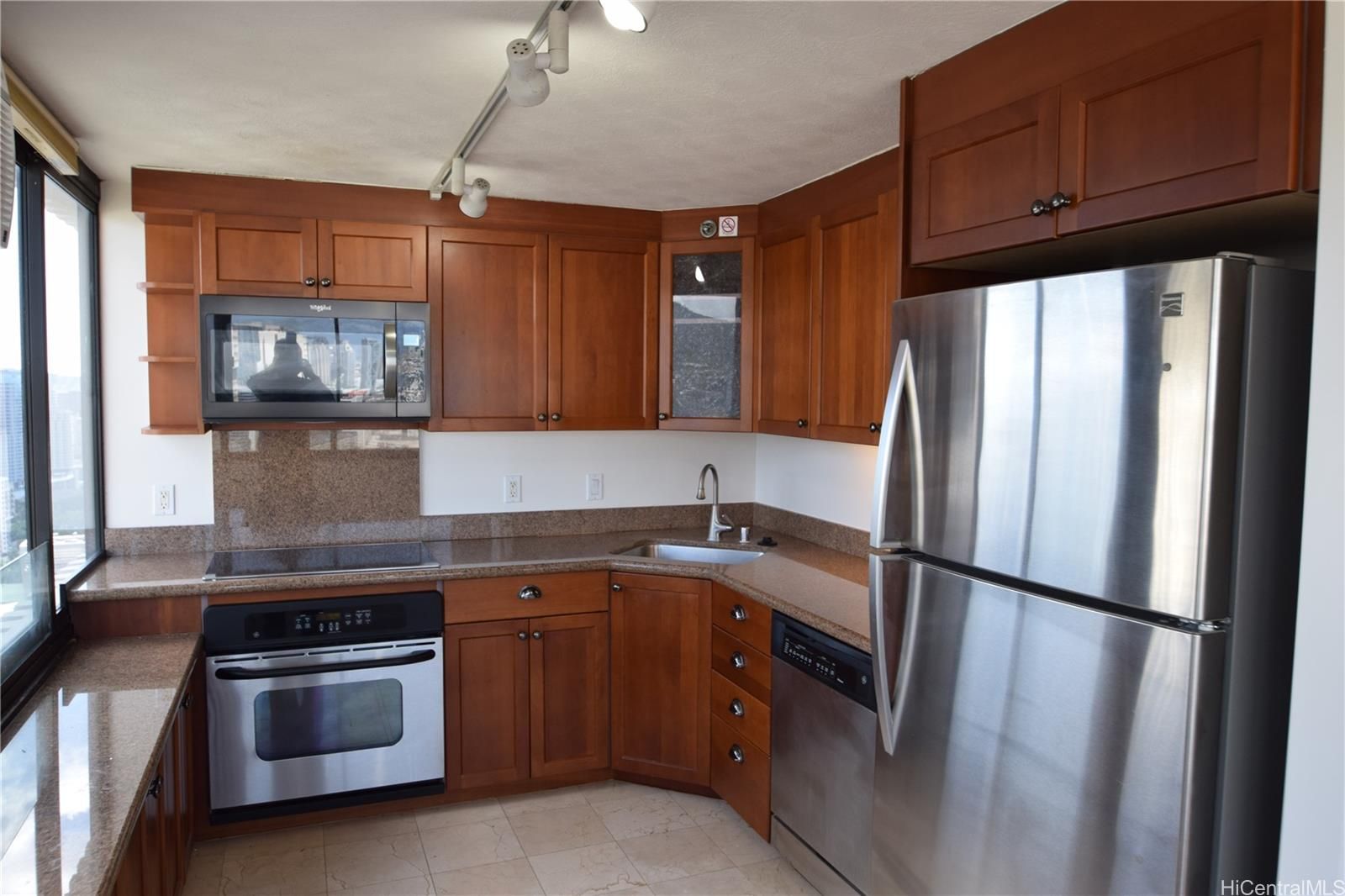Windsor Unit 4101 in WAIKIKI