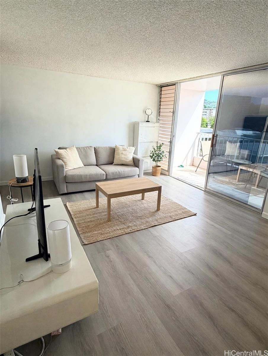 Dominis West Unit 208 in MAKIKI AREA