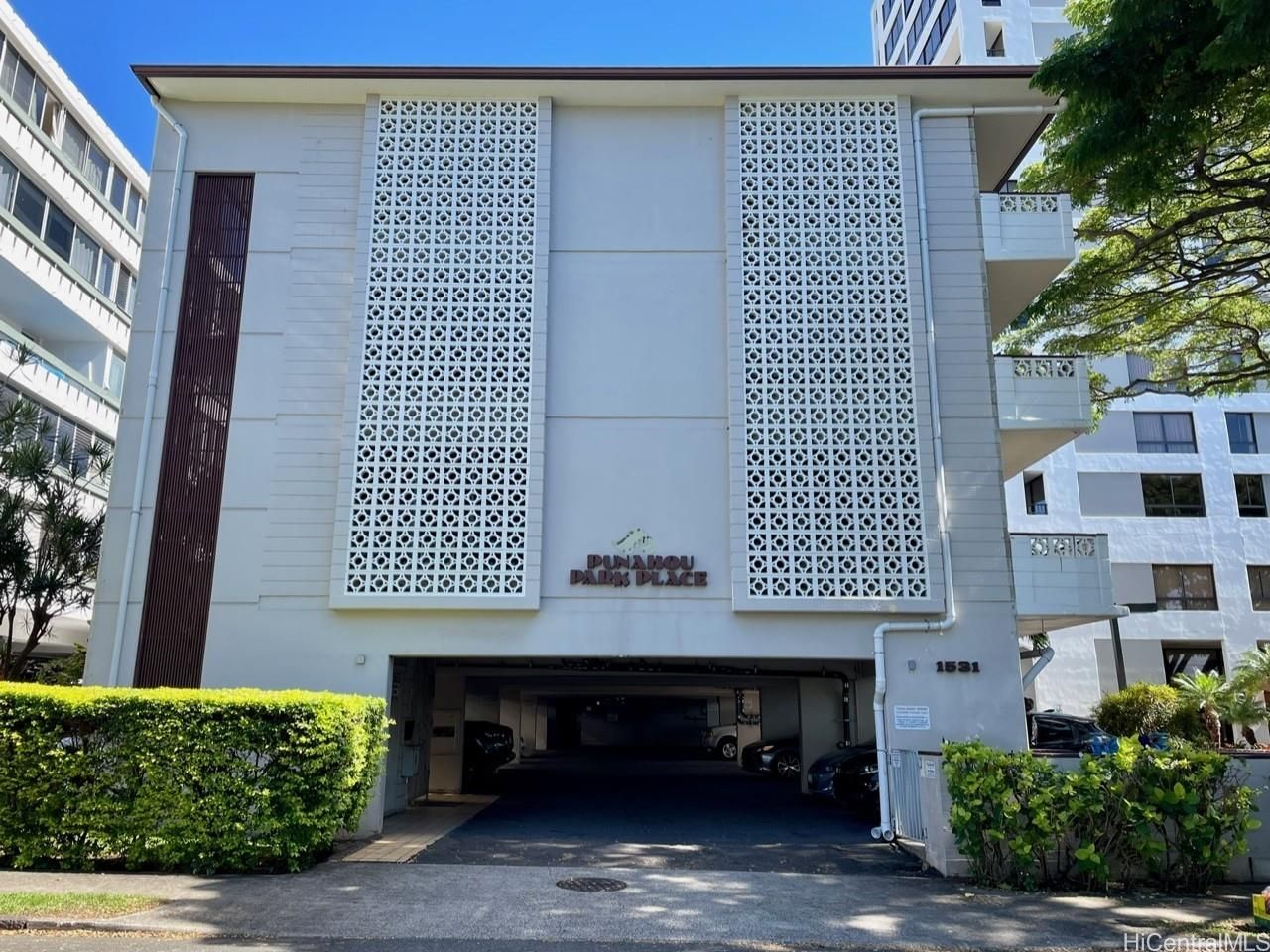 1531 Makiki St #407, Honolulu, HI, 96822 in MAKIKI AREA