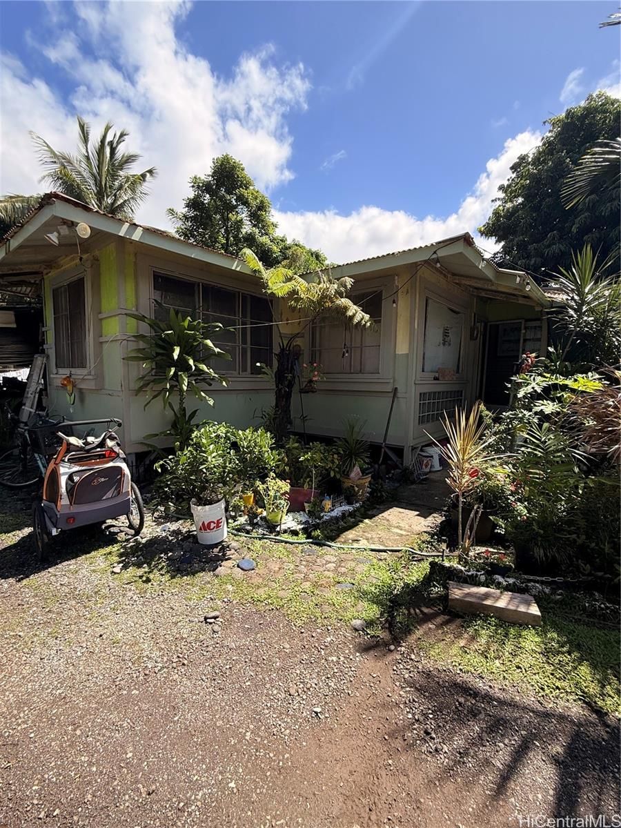 299 Andrews Ave , Hilo, HI, 96720
