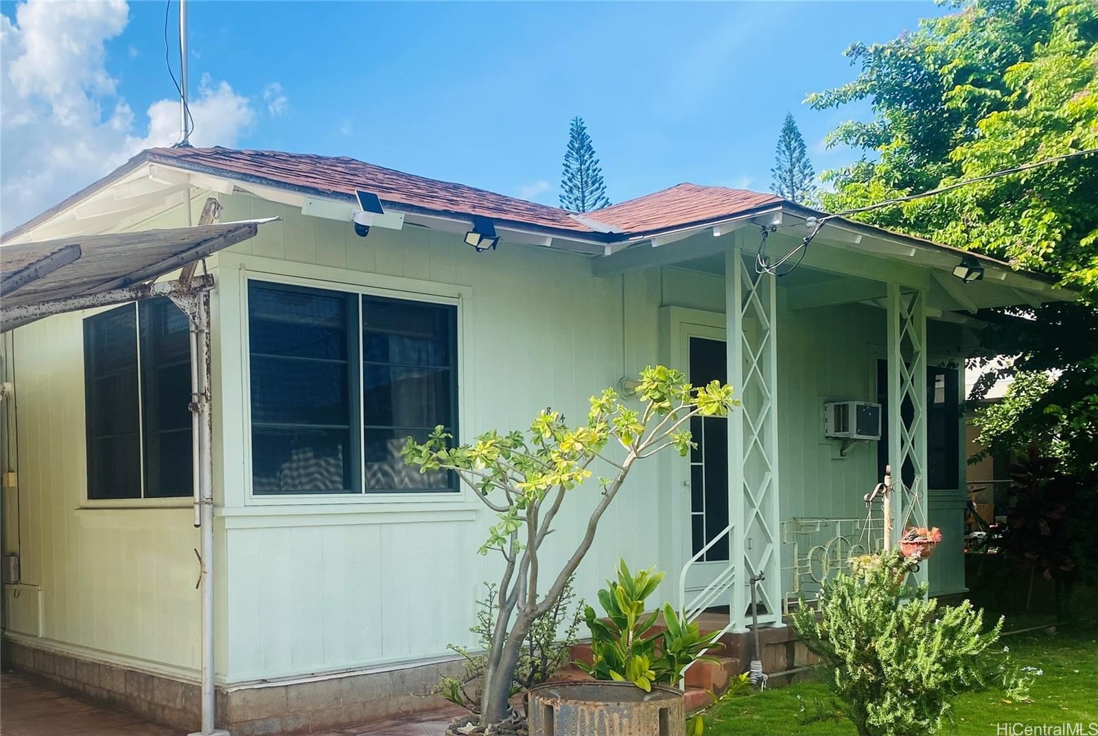 844 Manalo St , Honolulu, HI, 96826 in PAWAA