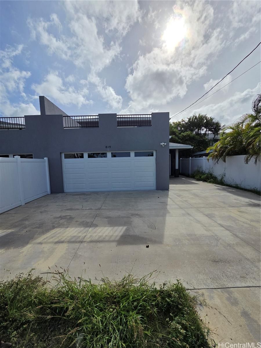 839 Oneawa St , Kailua, HI, 96734 in KOOLAUPOKO