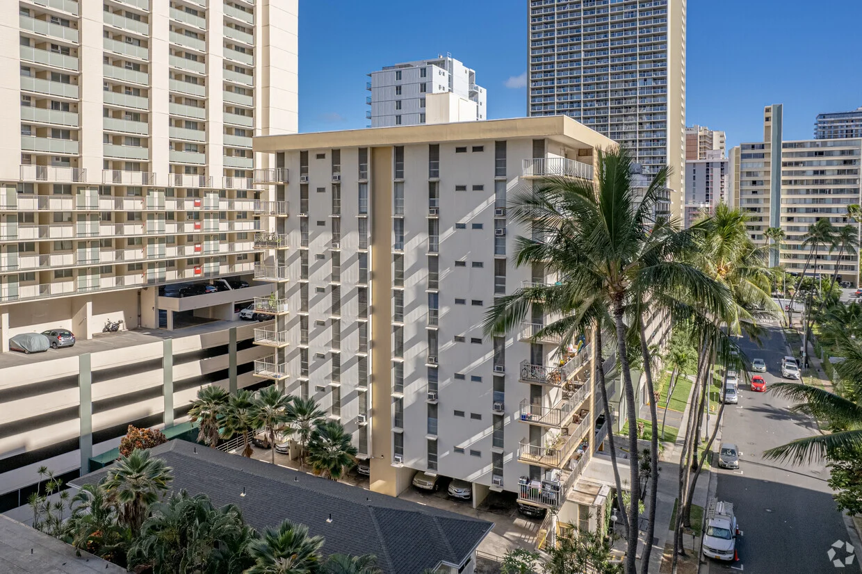 Coral Terrace Apts