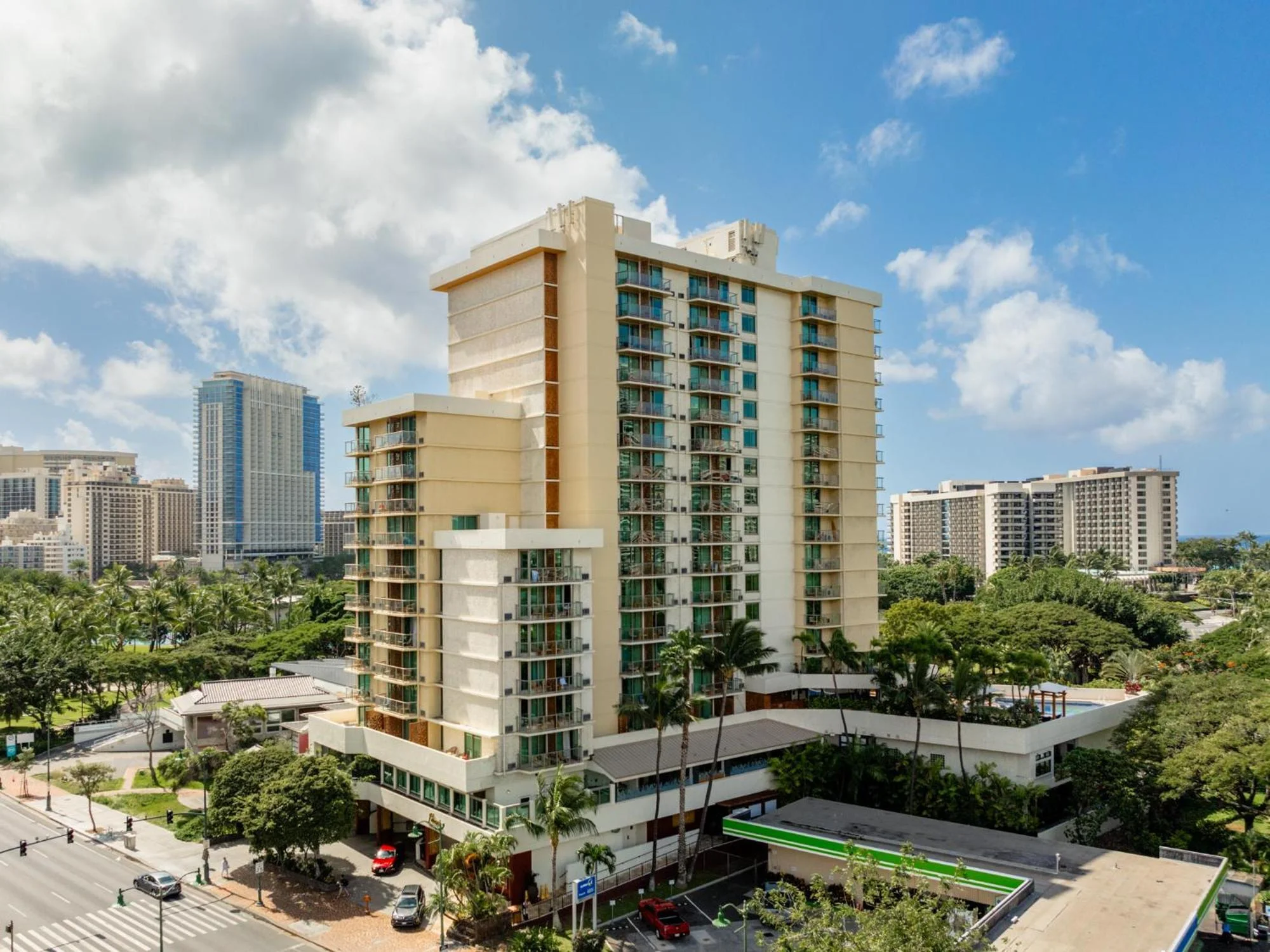 Luana Waikiki