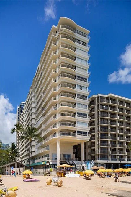 Waikiki Shore